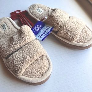 Dluxe by dearfoams slippers for women